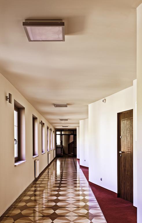 Hotel Sanvit Lake Resort & Spa Окунинка Стая снимка