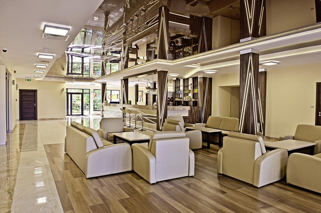 Hotel Sanvit Lake Resort & Spa Окунинка Екстериор снимка