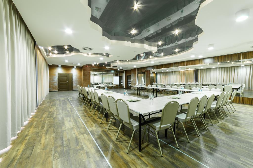 Hotel Sanvit Lake Resort & Spa Окунинка Екстериор снимка